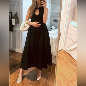 Commense Black Sleeveless Midi Dress with Keyhole Neck